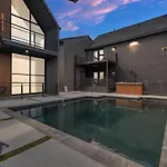 Prolific Oasis Event Space Htx