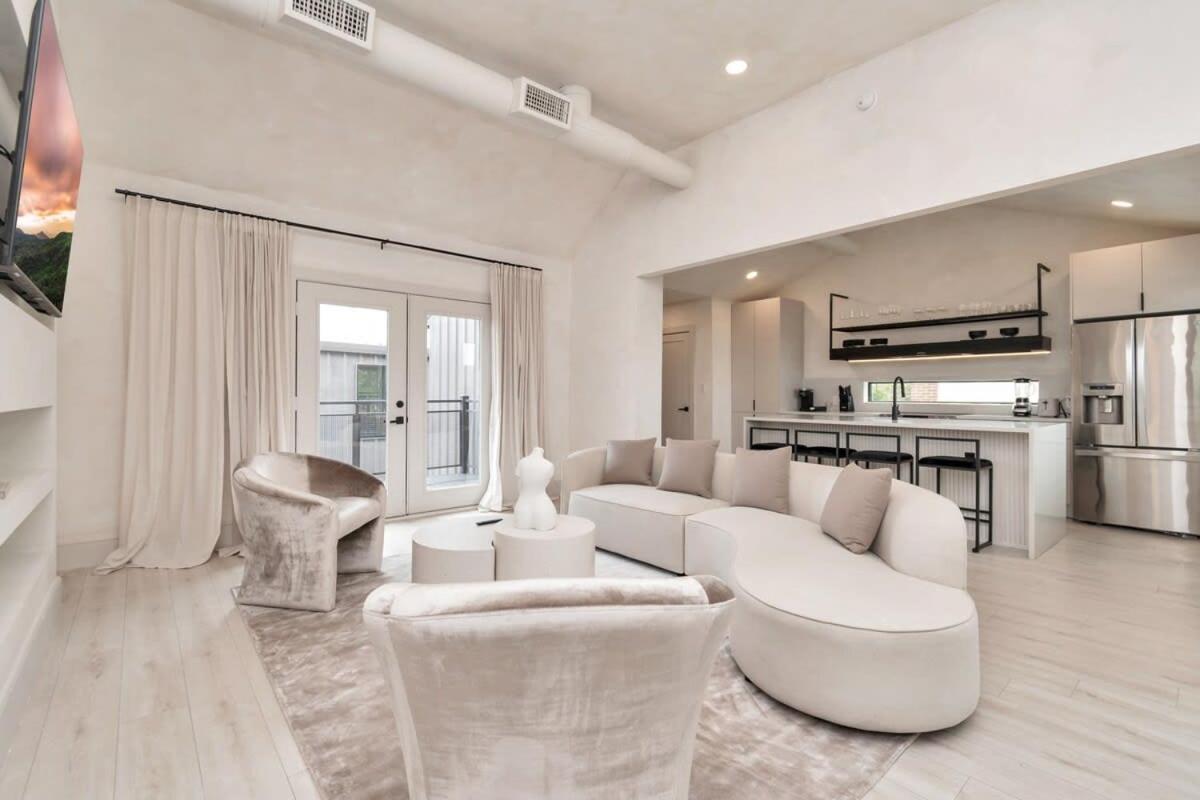 Prolific Oasis Event Space Htx Holiday home *